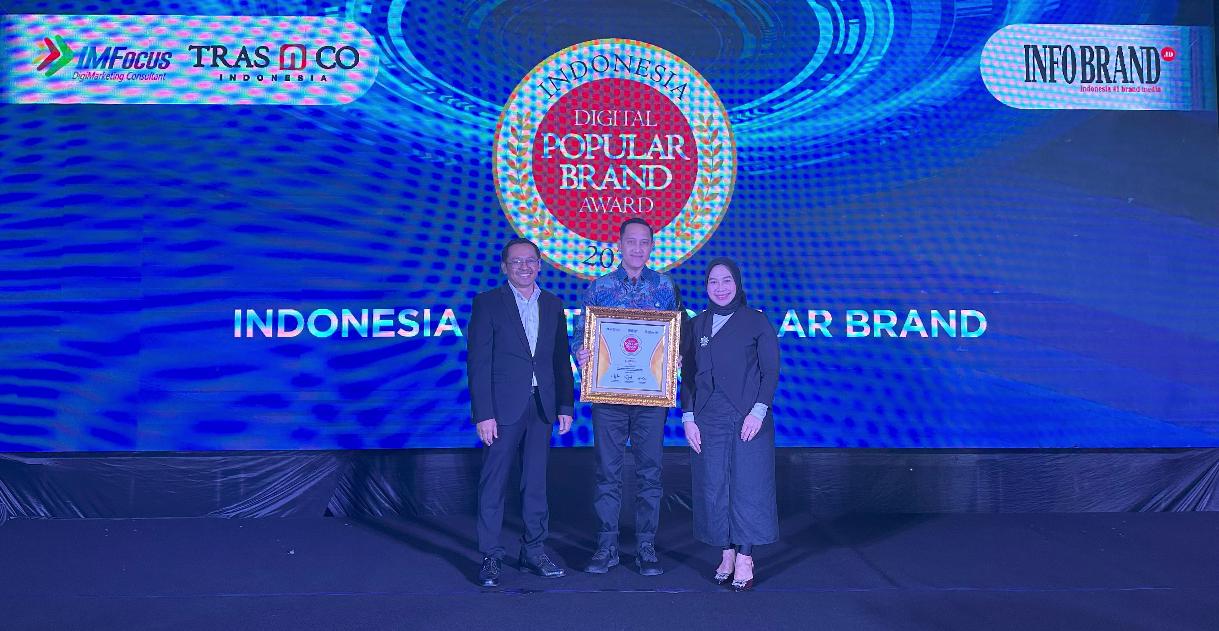 Utamakan Kebutuhan Pelanggan, MPMRent Raih Indonesia Digital Popular Brand Award 2025